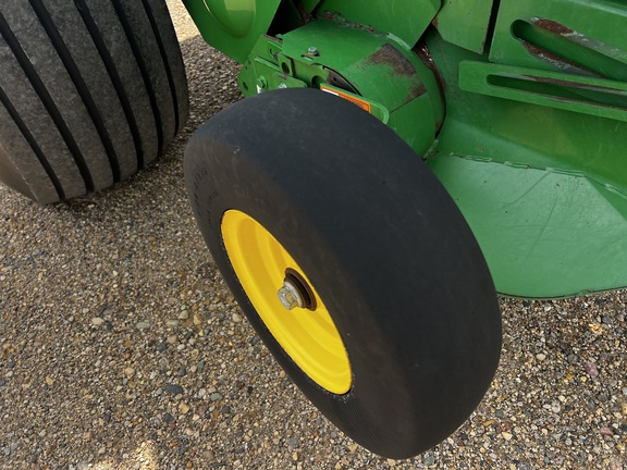 2019 John Deere 560M Baler/Round