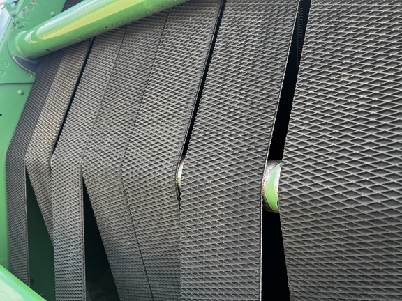 2019 John Deere 560M Baler/Round