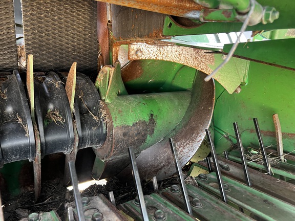 2019 John Deere 560M Baler/Round