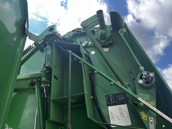 2019 John Deere 560M Baler/Round