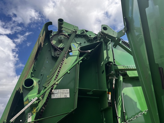 2019 John Deere 560M Baler/Round