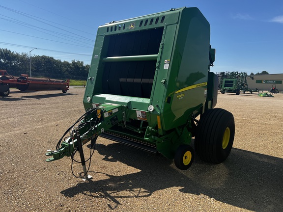 2022 John Deere 560M Baler/Round