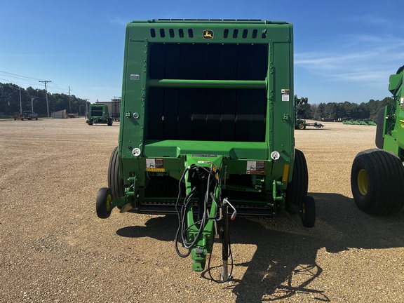 2022 John Deere 560M Baler/Round