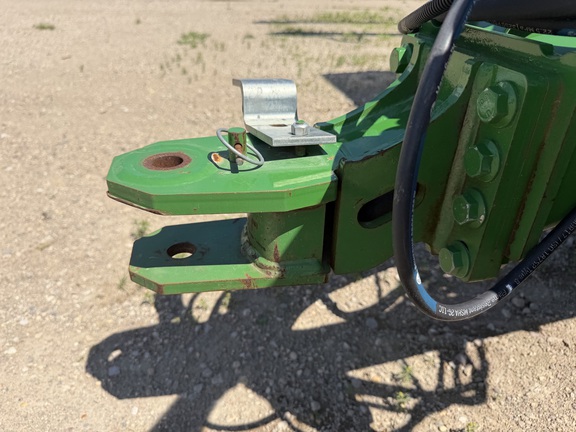 2022 John Deere 560M Baler/Round