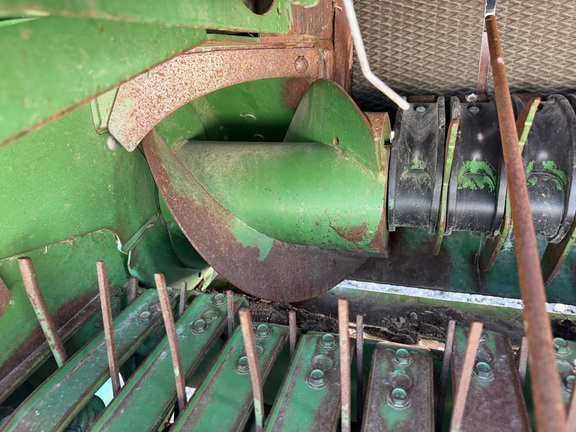 2022 John Deere 560M Baler/Round
