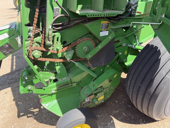 2022 John Deere 560M Baler/Round