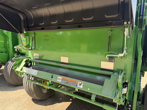 2022 John Deere 560M Baler/Round