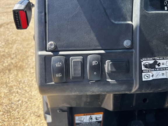 2023 John Deere XUV 835M ATV