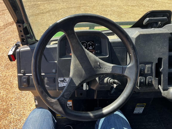 2023 John Deere XUV 835M ATV