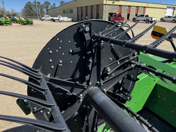 2024 John Deere RD40F Header Combine