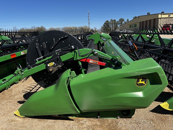 2024 John Deere RD40F Header Combine