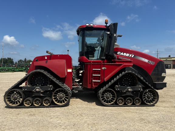 2017 Case IH Steiger 620 Quadtrac Tractor Rubber Track