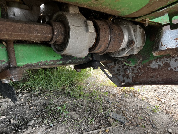 2014 John Deere 608C Header Corn Head