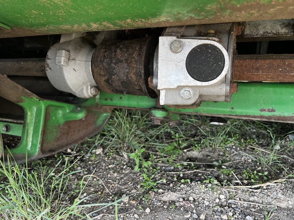 2014 John Deere 608C Header Corn Head