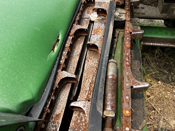 2014 John Deere 608C Header Corn Head