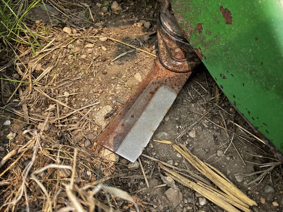 2014 John Deere 608C Header Corn Head