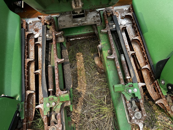 2014 John Deere 608C Header Corn Head