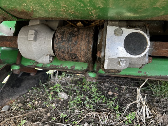 2014 John Deere 608C Header Corn Head