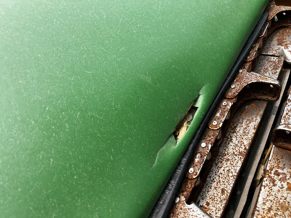 2014 John Deere 608C Header Corn Head