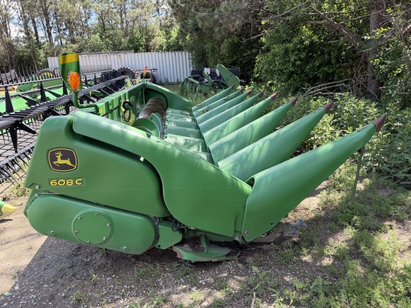 2014 John Deere 608C Header Corn Head