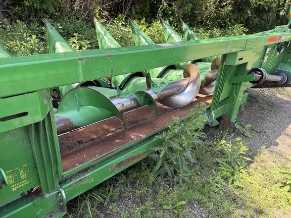 2014 John Deere 608C Header Corn Head