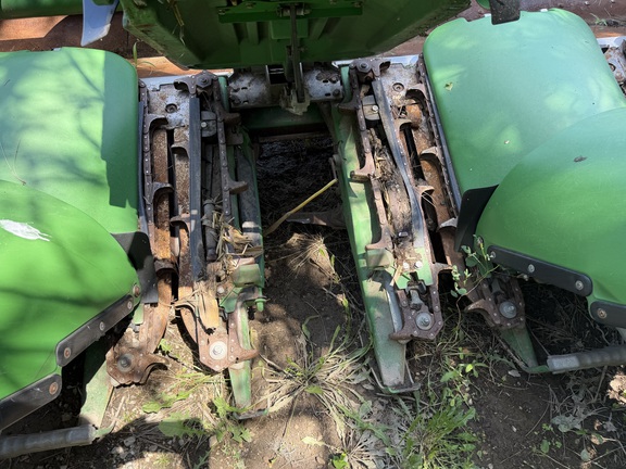 2014 John Deere 608C Header Corn Head