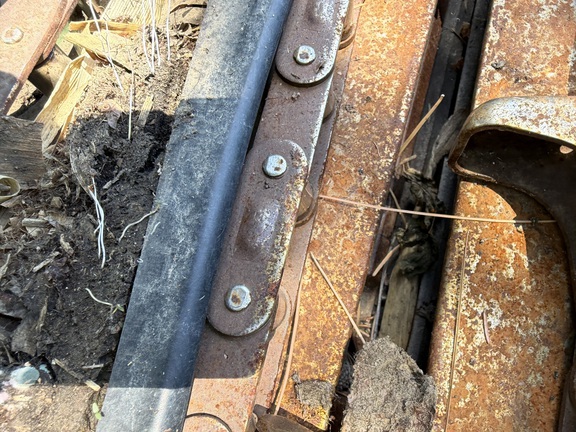 2014 John Deere 608C Header Corn Head
