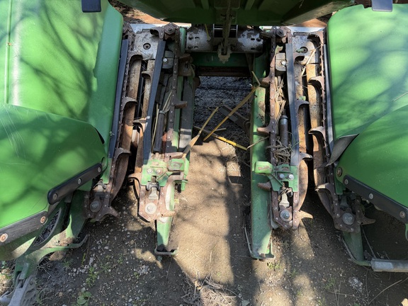 2014 John Deere 608C Header Corn Head