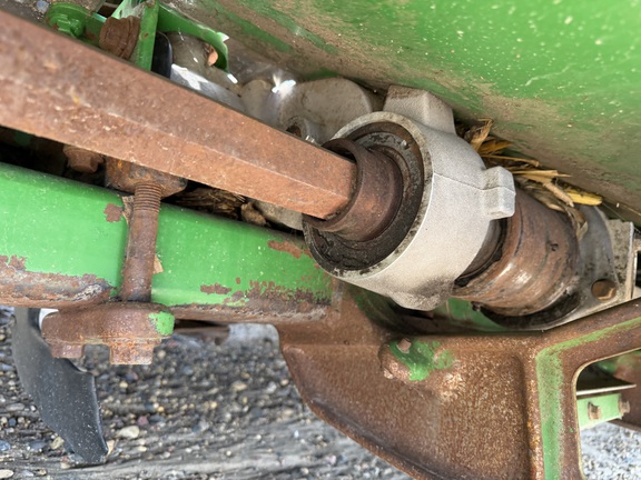 2014 John Deere 608C Header Corn Head