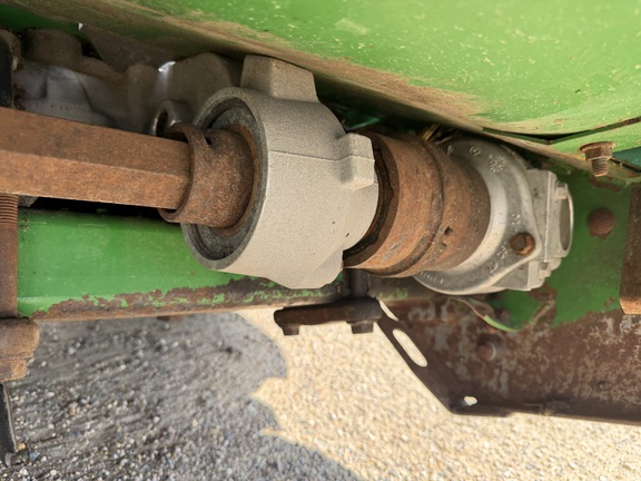 2014 John Deere 608C Header Corn Head