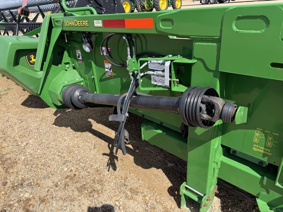 2014 John Deere 608C Header Corn Head