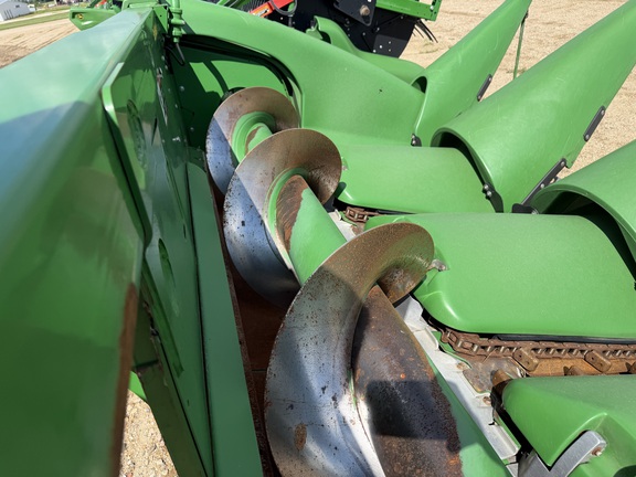 2014 John Deere 608C Header Corn Head