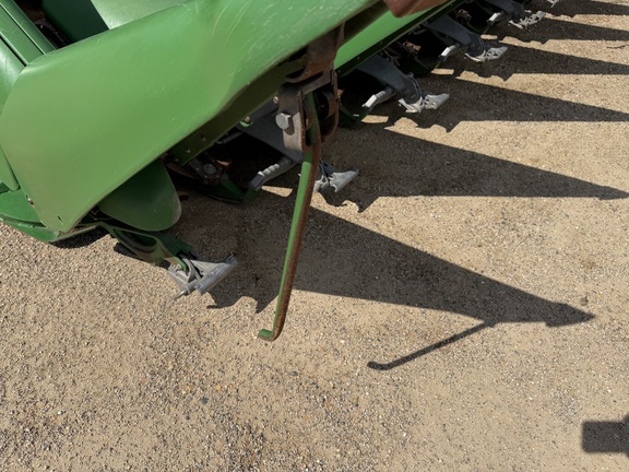 2014 John Deere 608C Header Corn Head