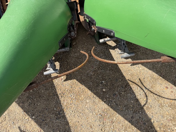 2014 John Deere 608C Header Corn Head