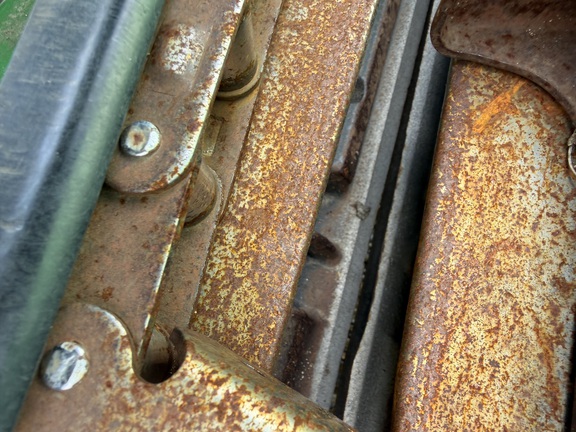 2014 John Deere 608C Header Corn Head