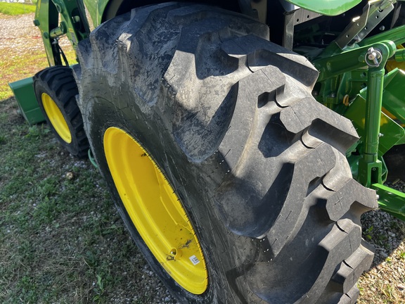 2025 John Deere 4066R Tractor Compact