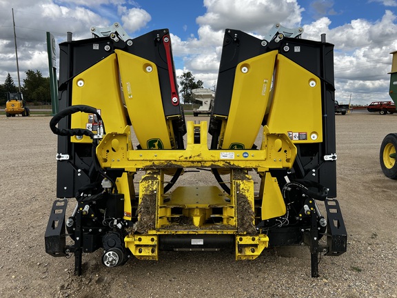 2025 John Deere 490 pro Header Forage