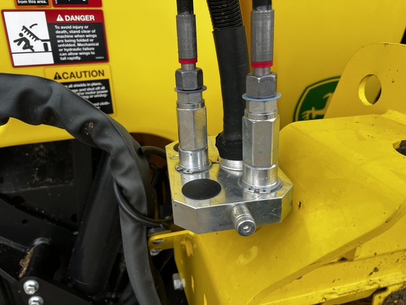 2025 John Deere 490 pro Header Forage