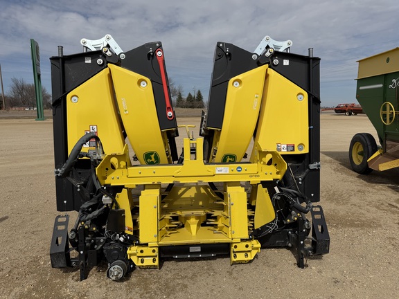 2025 John Deere 490 pro Header Forage