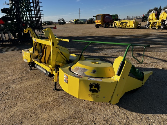 2015 John Deere 676 Header Forage