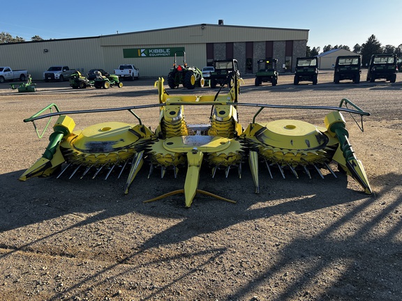 2015 John Deere 676 Header Forage