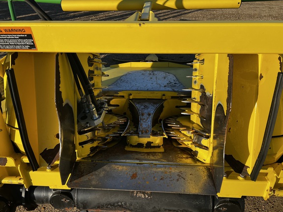 2015 John Deere 676 Header Forage