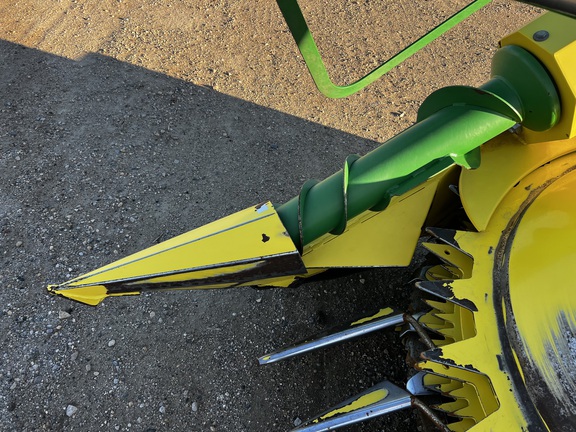 2015 John Deere 676 Header Forage