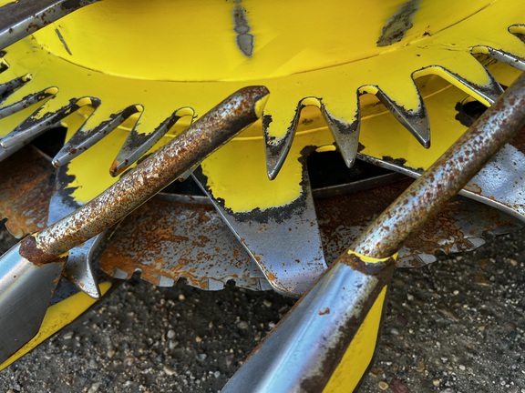 2015 John Deere 676 Header Forage