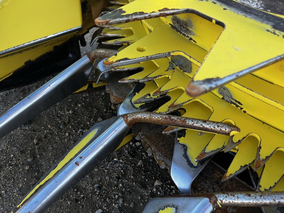 2015 John Deere 676 Header Forage