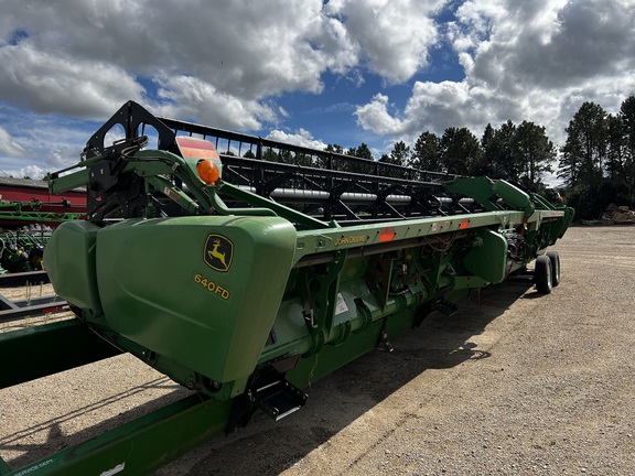 2013 John Deere 640FD Header Combine