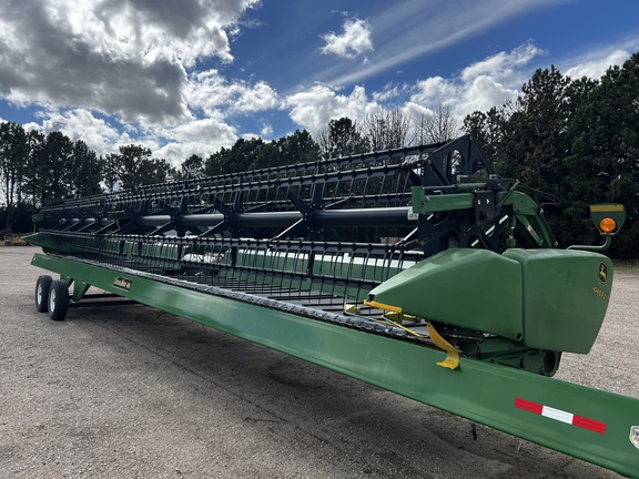 2013 John Deere 640FD Header Combine