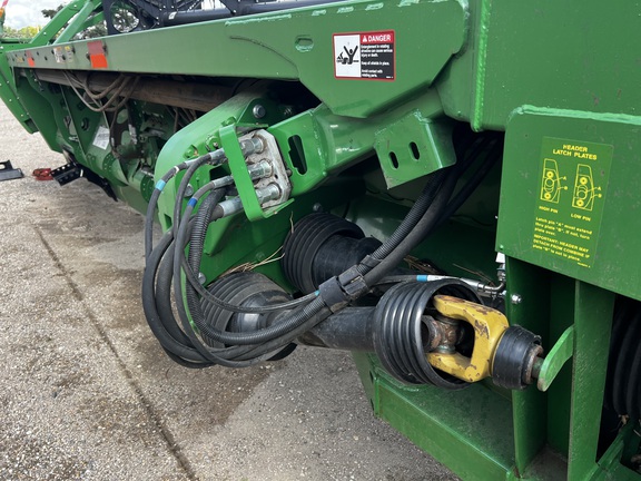 2013 John Deere 640FD Header Combine