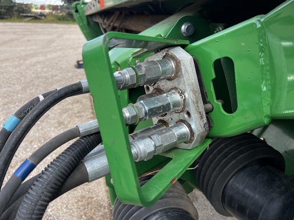 2013 John Deere 640FD Header Combine