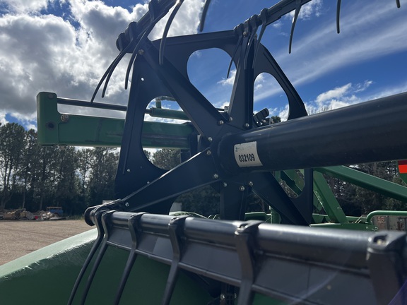 2013 John Deere 640FD Header Combine